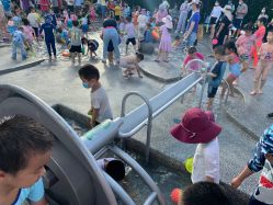 -季高兔窝窝亲子园(上海薰衣草公园店)