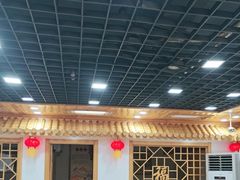 -屯老二农家铁锅炖·行业领军者(梅江店)