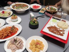-荷塘秋月·本帮江浙菜(国权路店)
