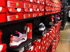 -NIKE上海青浦优选体验店