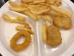-汽车博物馆主题餐厅