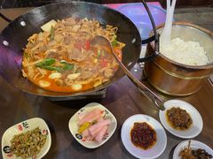 -富正毅三下锅·湘西韵味(天门山索道店)