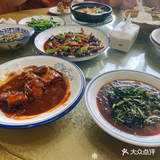 百里鲜饭店(峨嵋山路)
