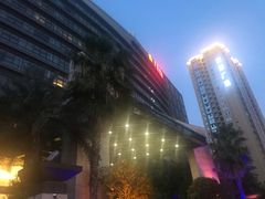 -东方帝景假日酒店