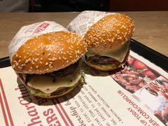 -The Habit Burger Grill 哈比特汉堡(复兴soho店)