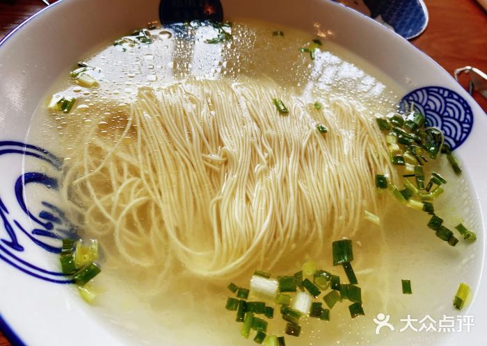 新万鑫银丝面·非遗无锡味(惠山古镇店)鸡汤银丝面图片