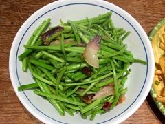 -鱼头泡饭·湖北菜·非物质文化遗产(岳家嘴总店)