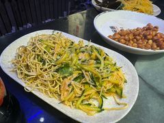 -鱼窝棚柴火铁锅炖(富山屯店)