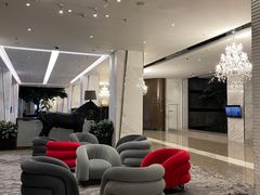 -上海虹桥西郊假日酒店