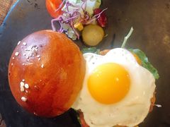 -HIGH FIVE哈福手工汉堡(桂林路店)