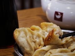 -黄阿姨锅贴大王(万航渡路店)