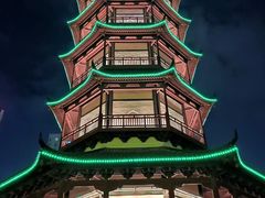 -绳金塔