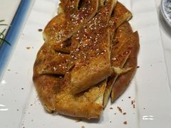 -三江源美食城
