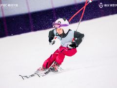 -哈尔滨热雪奇迹