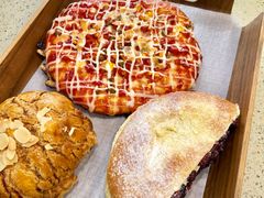 -超港·蛋糕面包(龙河路店)