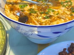 -鸿亨泰杂鱼馆(港馨家园店)