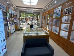-沪睛眼镜蔡司官方授权店(金桥佳林路店)