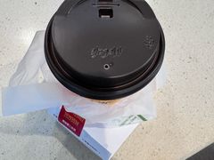 -麦当劳(广州南站B10检票口楼上)