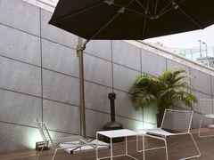 -UNI UNI(环亚凯瑟琳店)