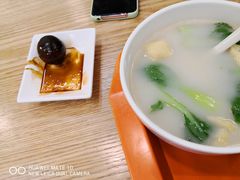 -鸭味先老鸭粉丝馆(瑞金路二号四号小区店)