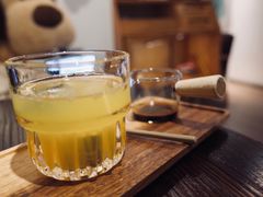 凤梨美小式-Double cafe