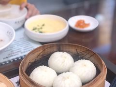 特色酱肉包-窝窝店包子(翠花街店)