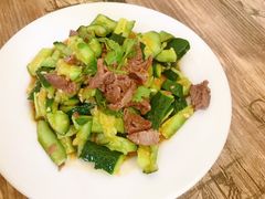 手撕肉拍黄瓜-王鹏家常菜馆