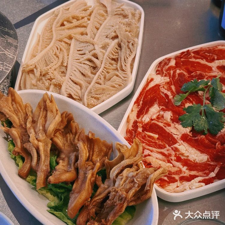 这家火锅我敢拍着胸脯说你们肯定会被圈粉~