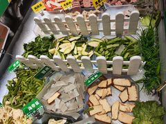 -成都你六姐·牛肉冒菜(信泰中心商场店)