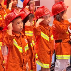 -奈尔宝家庭中心·亲子餐厅(华采天地店)