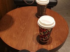 -星巴克(宝山万达店)