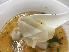 生馄饨-金陵老丁家馄饨(新街口店)