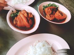 -Kha Mu Charoensang(Silom)