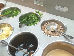 自助调料区-海底捞火锅(北京路店)