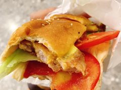 猪扒猪仔包-华嫂冰室(尖沙咀店)