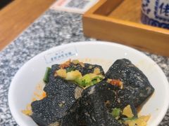-湘下佬·老长沙吃货铺(酃湖万达店)