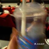 瑞幸新品-热恋蜜瓜厚乳拿铁
