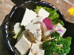 石磨手工豆腐-三人行骨头王火锅(长寿店)
