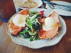 -ROAST coffee & eatery
