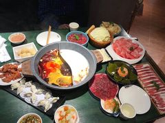 -老灶堂文创火锅(文艺路店)