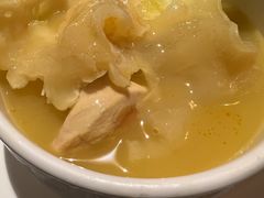 浓汤花胶鸡汤-维园悦谱·海派家常菜(乌鲁木齐南路店)