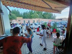 -古老冰山特色冰淇淋店(艾提尕尔店)