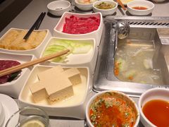 -海底捞火锅(海宁路店)