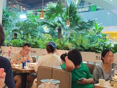 大堂-吕氏疙瘩汤·海鲜新鲁菜(凯德mall新都心店)