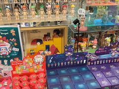 -猫的天空之城概念书店(丽江古城饮玉巷店)