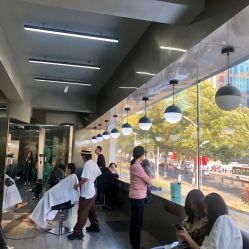 -LESSMORE科技头皮理容中心