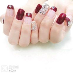 -孔雀手美甲美睫护理