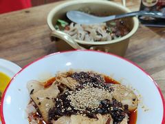 -朱大嘴肥肠血旺(福字街店)
