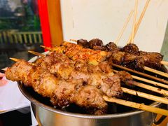 招牌烤羊肉串-炒豆合作社(东四总店)