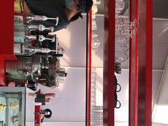 -UNI UNI(环亚凯瑟琳店)